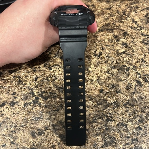 ⌚️ EUC G-Shock Analog Digital Black Resin Watch - Picture 4 of 8